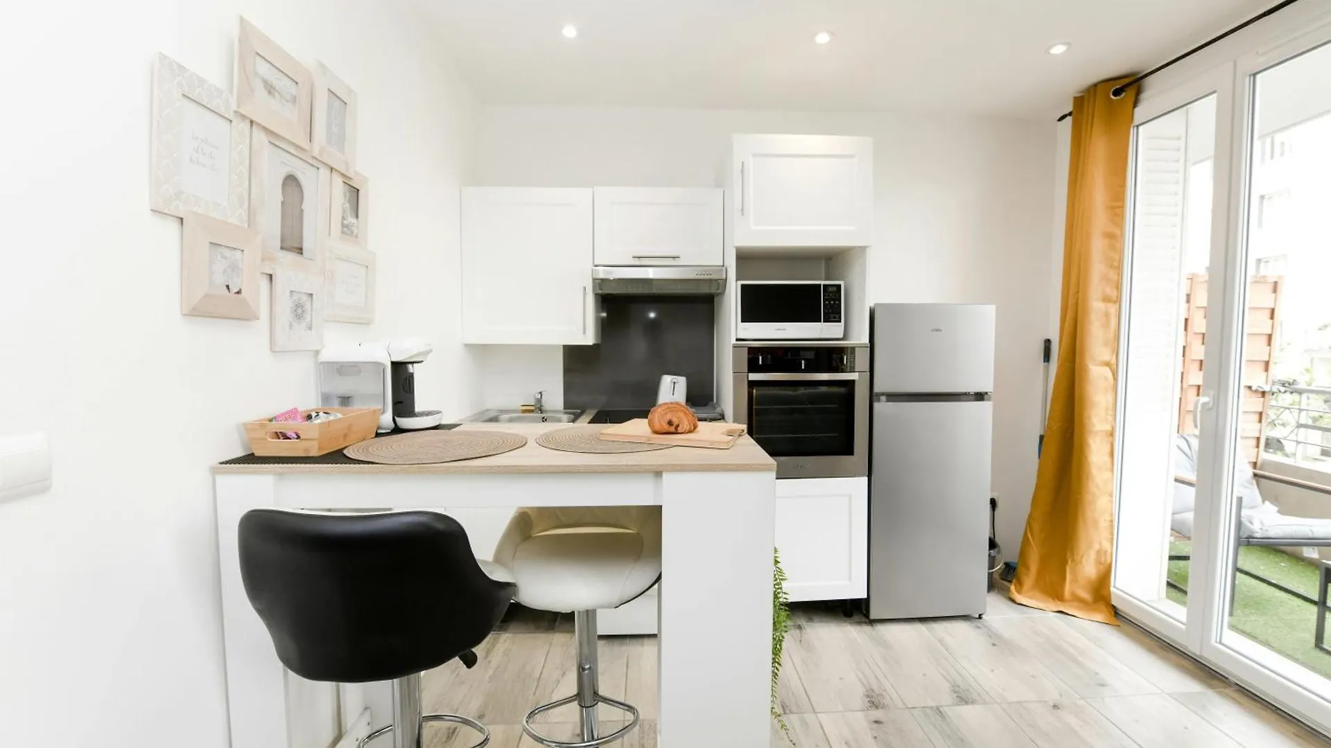 Studio Cosy Business - Balcon Garage Ferme 리옹 아파트